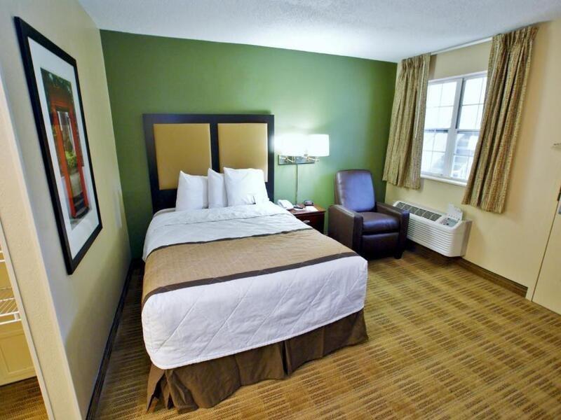 Extended America - Richmond - W Broad Street - Glenside - North Hotel