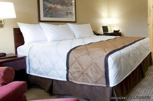 Hotel Extended America - Richmond - W Broad Street - Glenside - North Dumbarton